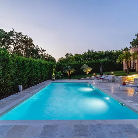 Luxury Lionea In For 10 People With Sea View & Private Pool Vila *